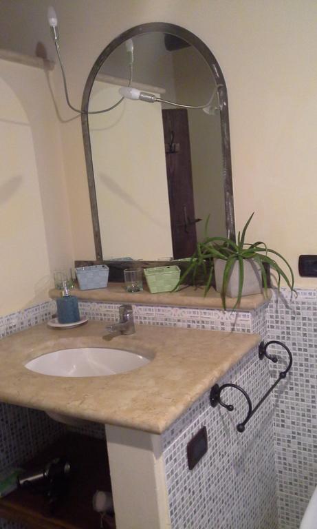 B&B Ai Tre Confini Monzambano Dış mekan fotoğraf