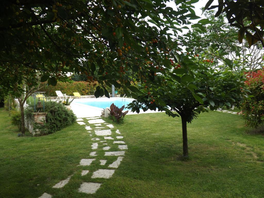 B&B Ai Tre Confini Monzambano Dış mekan fotoğraf