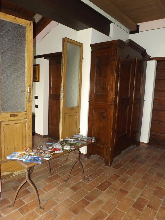 B&B Ai Tre Confini Monzambano Dış mekan fotoğraf